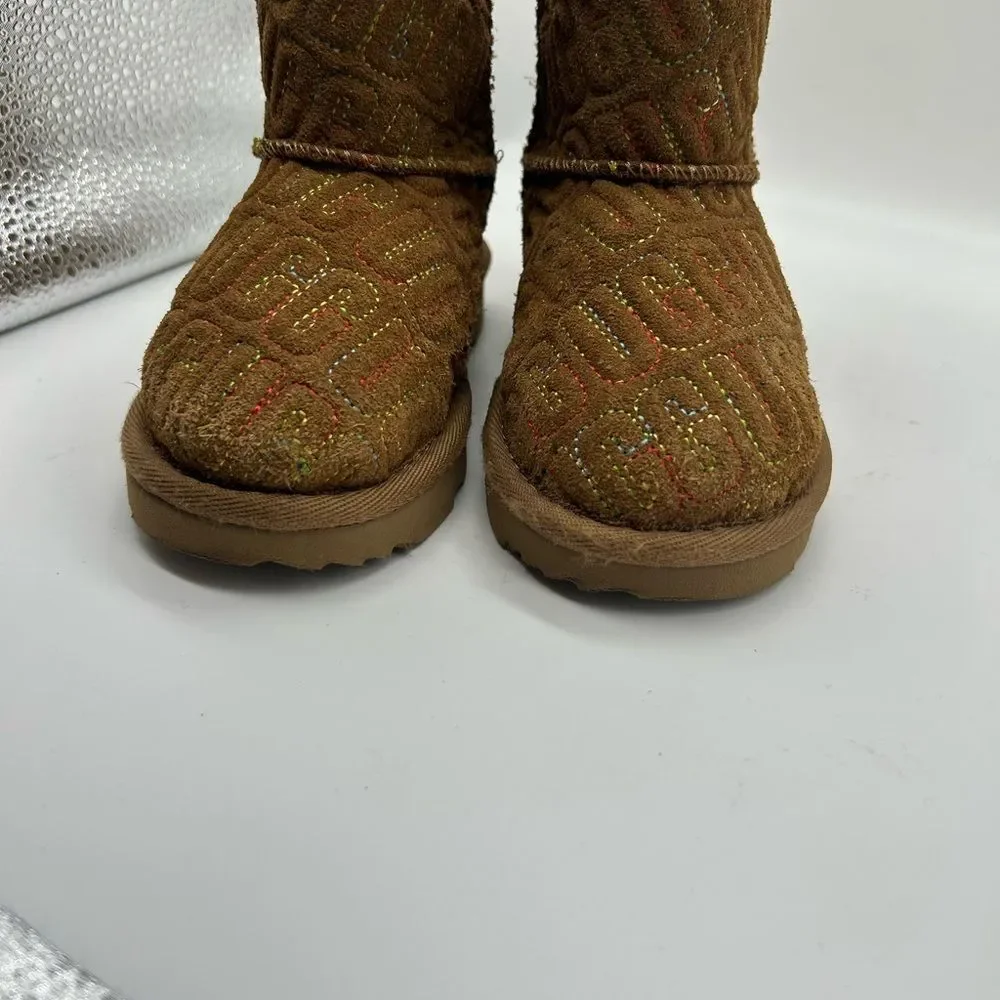 UGG kids classic